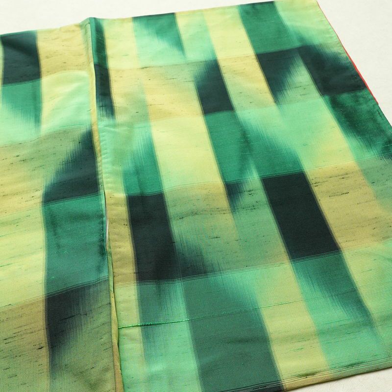 紬 正絹 チェック・格子柄 袷仕立て 身丈155cm 裄丈63cm リサイクル着物 着物 つむぎ モダン 緑・うぐいす色_画像14