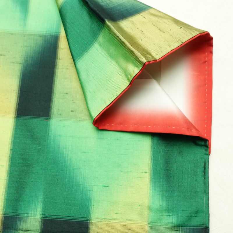 紬 正絹 チェック・格子柄 袷仕立て 身丈155cm 裄丈63cm リサイクル着物 着物 つむぎ モダン 緑・うぐいす色_画像15