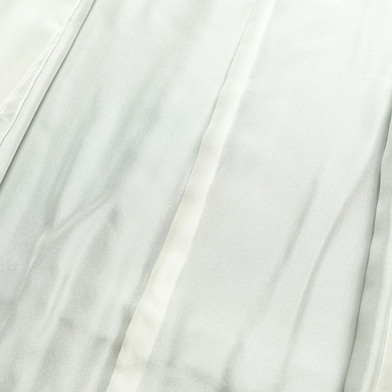 付け下げ 付下訪問着 良品 落款入り 金駒刺繍 縮緬 トールサイズ 正絹 古典柄 袷仕立て 身丈175cm 裄丈70cm リサイクル着物 着物 金彩 入学式 卒業式 七五三 パーティー フォーマル おしゃれ 紫・藤色_画像19