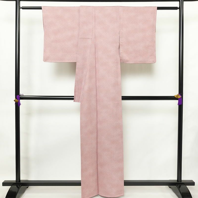 小紋 美品 総柄 正絹 木の葉・植物柄 袷仕立て 身丈160cm 裄丈62.5cm 着物 くすみピンク 普段着 街着 リサイクル着物 ぼかし ピンク_画像2