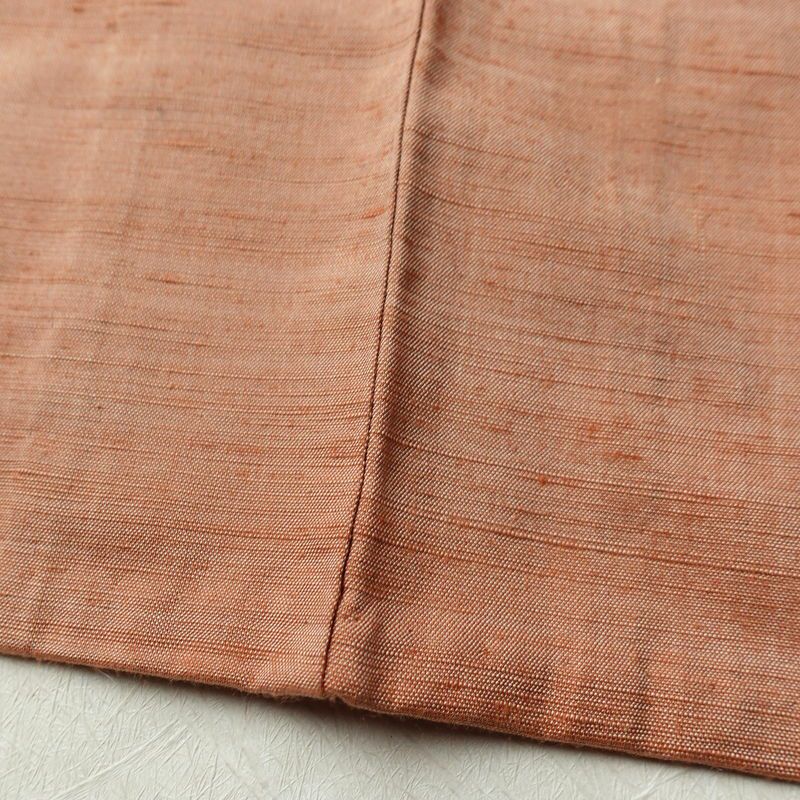 単衣 紬 良品 草木染 しつけ糸付き 正絹 無地 単衣仕立て 身丈158.5cm 裄丈64.5cm シンプル 着物 ピンクオレンジ 橙_画像11