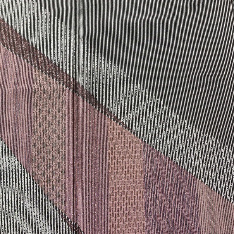 付け下げ 良品 縮緬 正絹 縞柄・線柄 袷仕立て 身丈163.5cm 裄丈67.5cm フォーマル パーティー モダン 粋 洒落 細縞 着物 黒_画像6