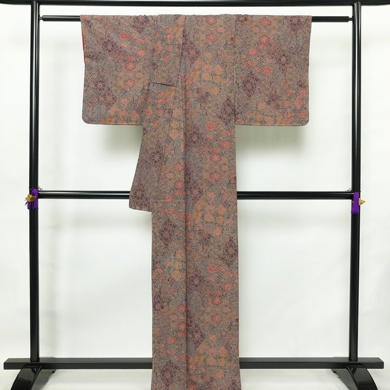 小紋 良品 しつけ糸付き 総柄 ポリエステル 幾何学柄・抽象柄 袷仕立て 身丈163.5cm 裄丈64cm リサイクル着物 着物 紫・藤色_画像2