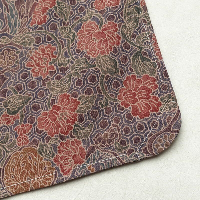 小紋 良品 しつけ糸付き 総柄 ポリエステル 幾何学柄・抽象柄 袷仕立て 身丈163.5cm 裄丈64cm リサイクル着物 着物 紫・藤色_画像15