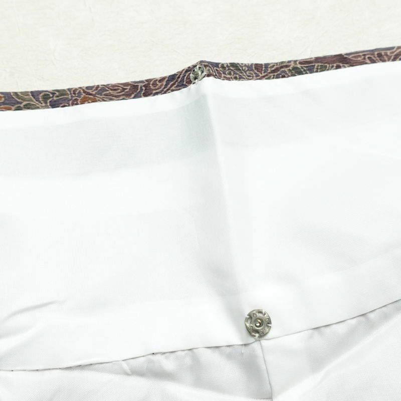 小紋 良品 しつけ糸付き 総柄 ポリエステル 幾何学柄・抽象柄 袷仕立て 身丈163.5cm 裄丈64cm リサイクル着物 着物 紫・藤色_画像19