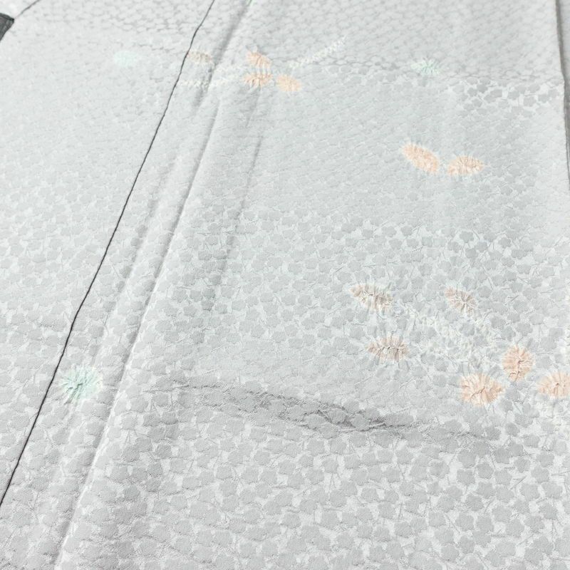 小紋 しつけ糸付き 絞り 正絹 木の葉・植物柄 袷仕立て 身丈155cm 裄丈62.5cm リサイクル着物 着物 紫・藤色_画像5