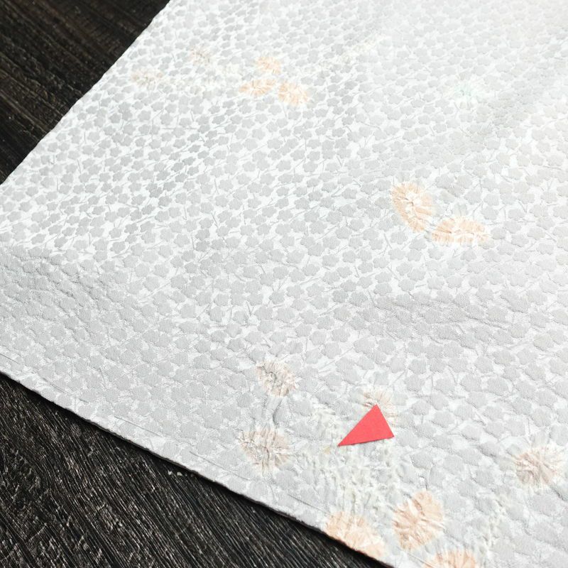 小紋 しつけ糸付き 絞り 正絹 木の葉・植物柄 袷仕立て 身丈155cm 裄丈62.5cm リサイクル着物 着物 紫・藤色_画像20