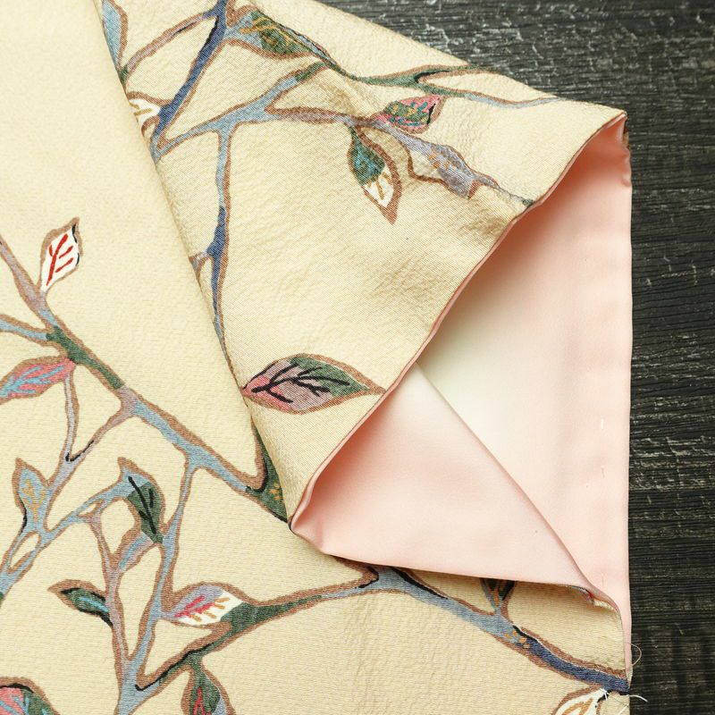 小紋 縮緬 総柄 正絹 木の葉・植物柄 袷仕立て 身丈157cm 裄丈65cm リサイクル着物 着物 ベージュ_画像14