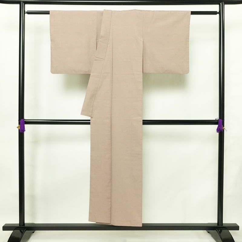 紬 バチ衿仕立て 正絹 無地 袷仕立て 身丈148cm 裄丈64cm リサイクル着物 着物 シンプル 小豆・エンジ_画像2