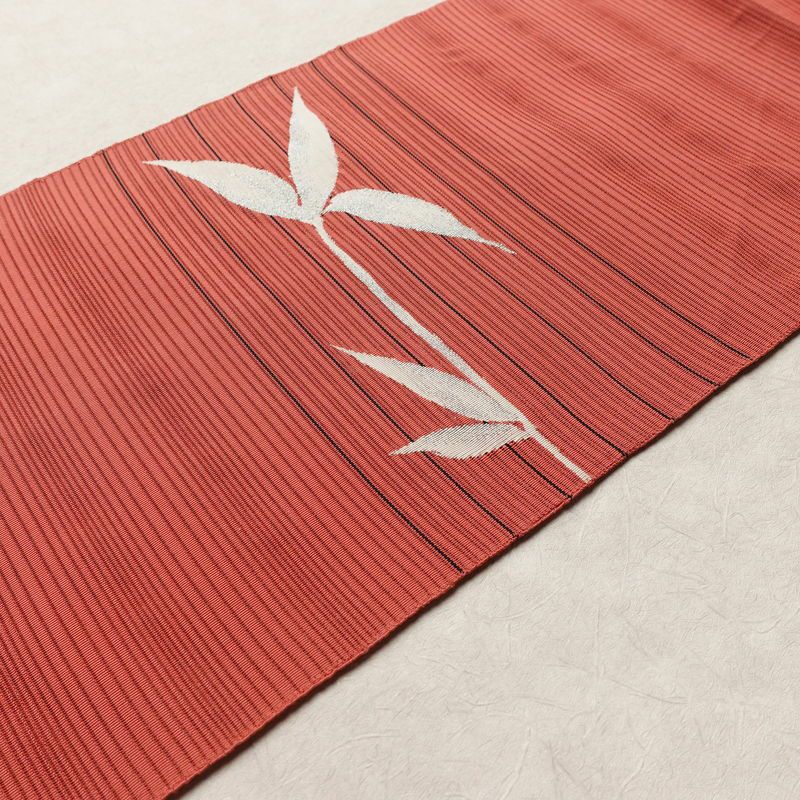 名古屋帯 太鼓柄 良品 夏用 正絹 木の葉・植物柄 名古屋仕立て 銀糸 シンプル ピンク_画像11