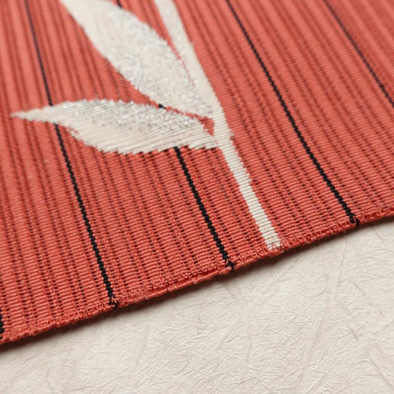 名古屋帯 太鼓柄 良品 夏用 正絹 木の葉・植物柄 名古屋仕立て 銀糸 シンプル ピンク_画像12