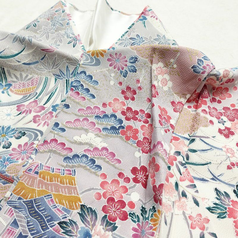 小紋 良品 しつけ糸付き 縮緬 正絹 花柄 袷仕立て 身丈162.5cm 裄丈66cm リサイクル着物 着物 金彩 多色使い_画像17