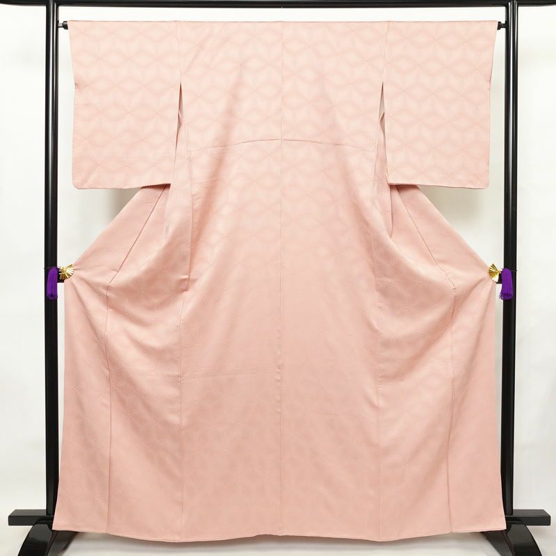 色無地 正絹 幾何学柄・抽象柄 袷仕立て 身丈162cm 裄丈64.5cm リサイクル着物 着物 お茶会 フォーマル ピンク_画像1