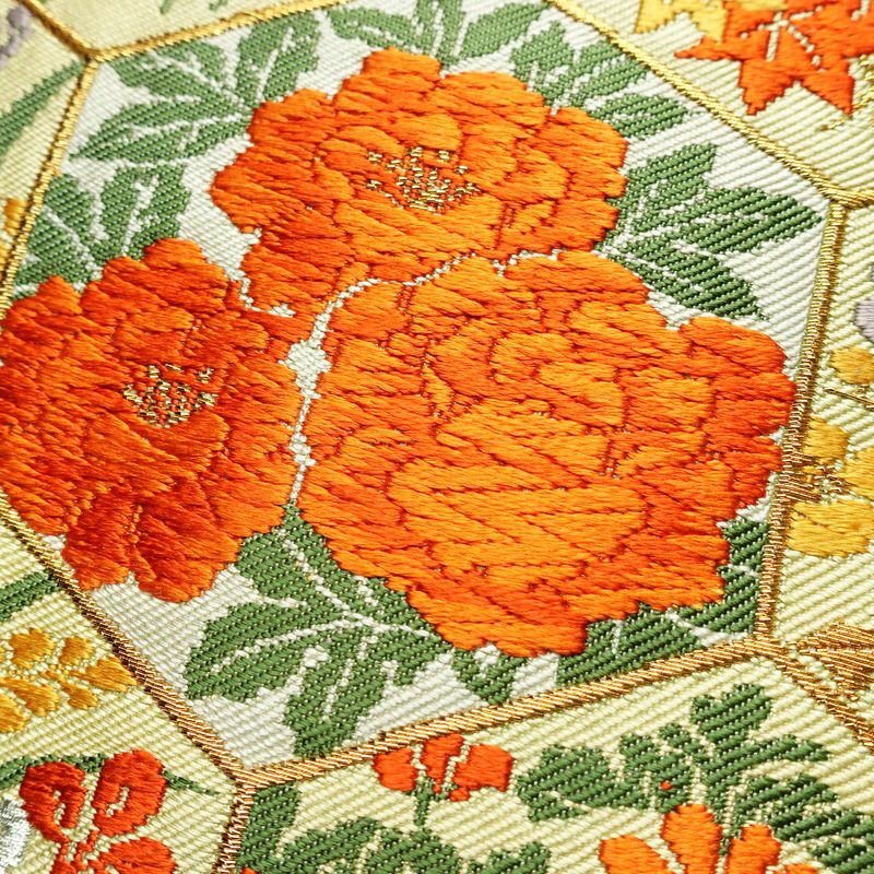 名古屋帯 太鼓柄 正絹 花柄 名古屋仕立て なごや帯 リサイクル帯 帯 刺繍 金糸 紅葉 菖蒲 白_画像3