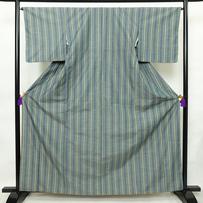 紬 ポリエステル 縞柄・線柄 袷仕立て 身丈163.5cm 裄丈66cm リサイクル着物 着物 モダン カジュアル 青・紺_画像1