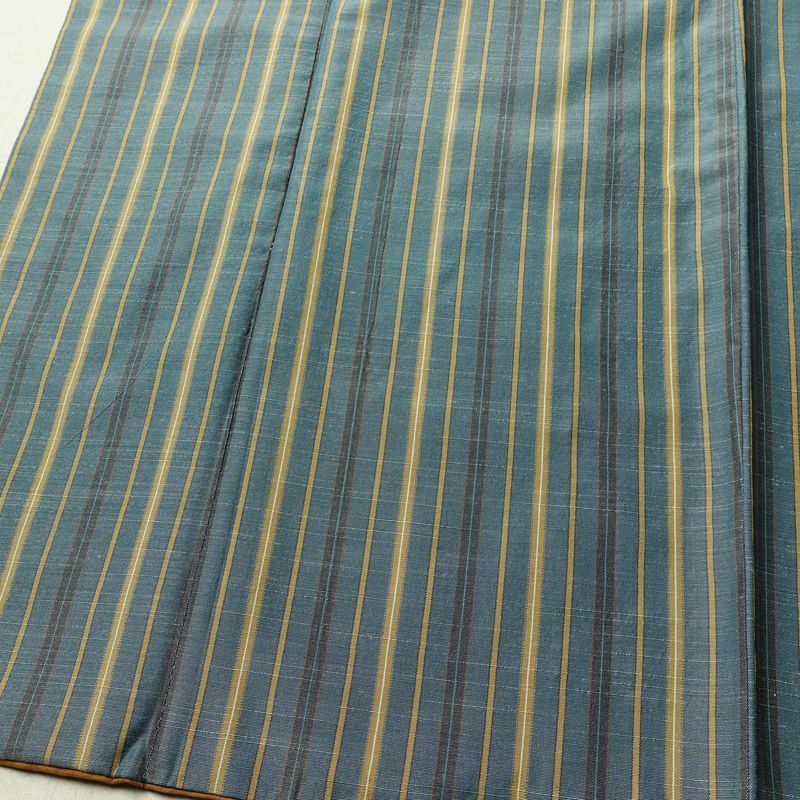 紬 ポリエステル 縞柄・線柄 袷仕立て 身丈163.5cm 裄丈66cm リサイクル着物 着物 モダン カジュアル 青・紺_画像5