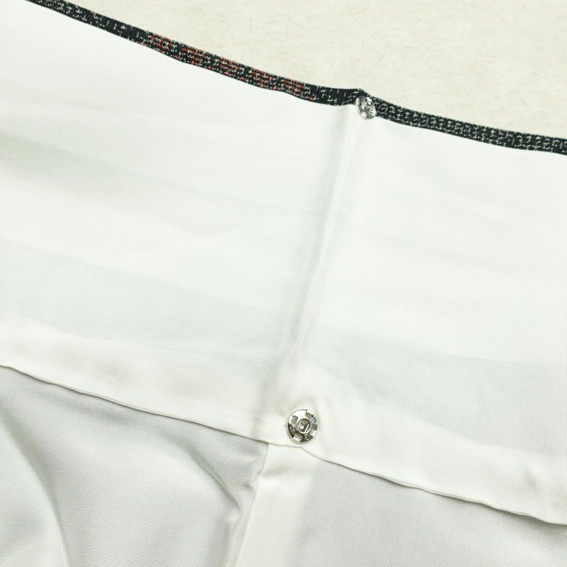 紬 美品 しつけ糸付き 華文紬 手織つむぎ 正絹 古典柄 袷仕立て 身丈158.5cm 裄丈64cm リサイクル着物 着物 黒_画像19