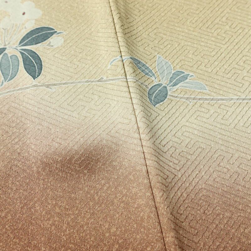 訪問着 良品 綸子 正絹 花柄 袷仕立て 身丈163.5cm 裄丈66cm リサイクル着物 着物 入学式 卒業式 七五三 お宮参り フォーマル ベージュ_画像11