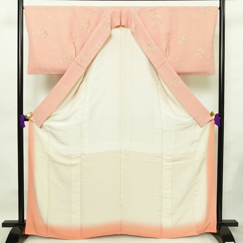 小紋 縮緬 正絹 木の葉・植物柄 袷仕立て 身丈165cm 裄丈67cm リサイクル着物 着物 ピンク_画像3