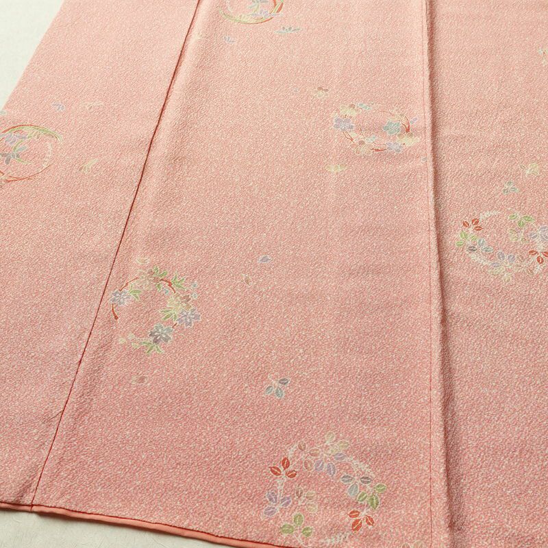 小紋 縮緬 正絹 木の葉・植物柄 袷仕立て 身丈165cm 裄丈67cm リサイクル着物 着物 ピンク_画像4