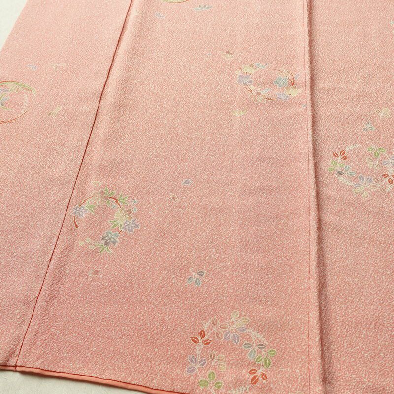 小紋 縮緬 正絹 木の葉・植物柄 袷仕立て 身丈165cm 裄丈67cm リサイクル着物 着物 ピンク_画像5