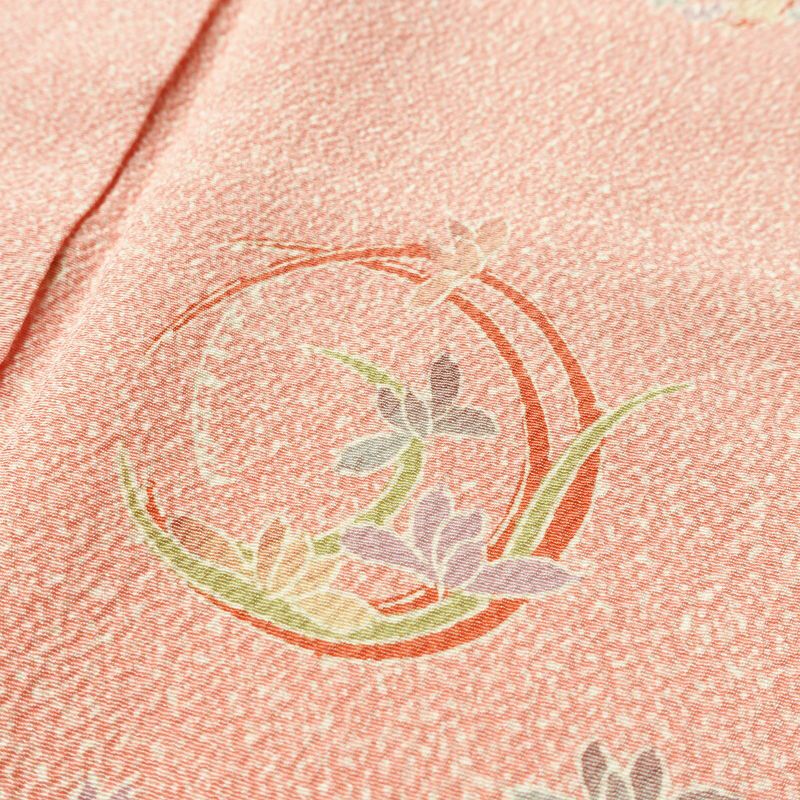 小紋 縮緬 正絹 木の葉・植物柄 袷仕立て 身丈165cm 裄丈67cm リサイクル着物 着物 ピンク_画像8