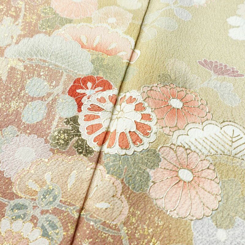 訪問着 良品 正絹 古典柄 袷仕立て 身丈164cm 裄丈68cm リサイクル着物 着物 箔 入学式 卒業式 七五三 お宮参り 盛り上げ箔 フォーマル 松 菊 ベージュ_画像7