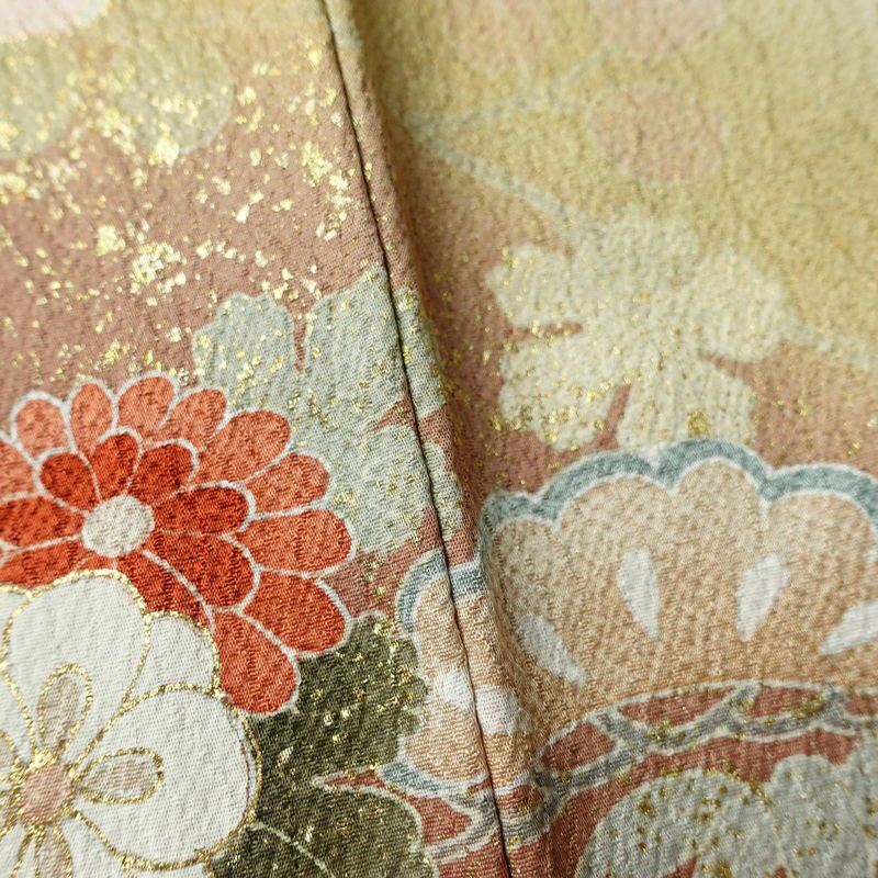 訪問着 良品 正絹 古典柄 袷仕立て 身丈164cm 裄丈68cm リサイクル着物 着物 箔 入学式 卒業式 七五三 お宮参り 盛り上げ箔 フォーマル 松 菊 ベージュ_画像11