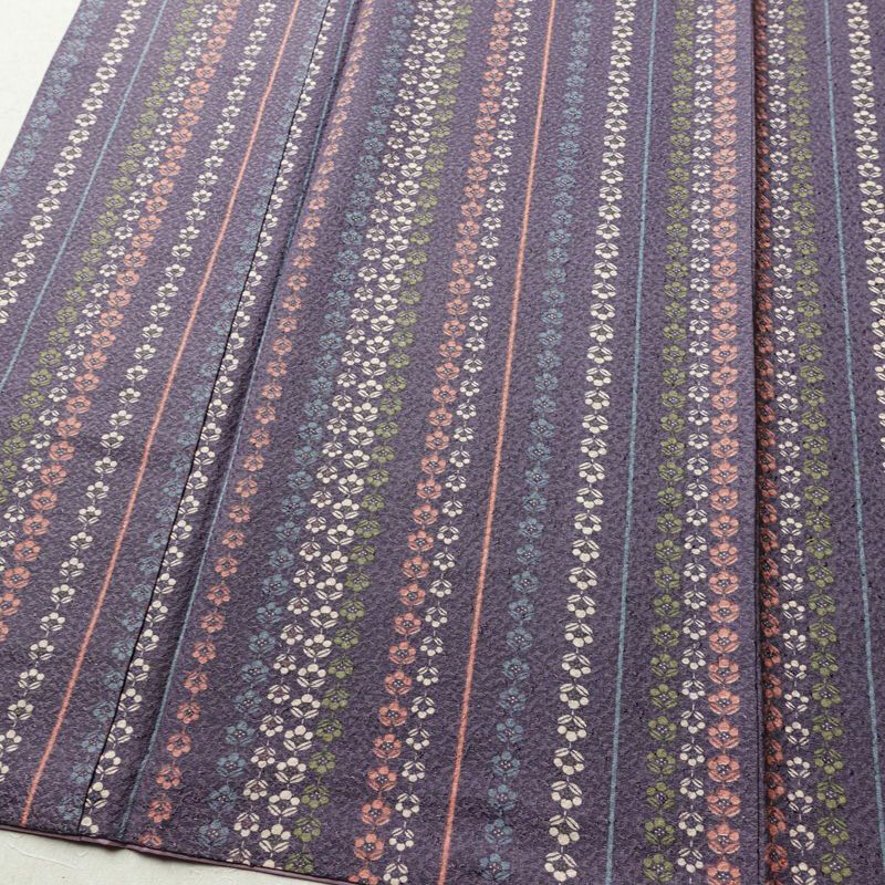 小紋 総柄 正絹 縞柄・線柄 袷仕立て 身丈156.5cm 裄丈64cm リサイクル着物 着物 紫・藤色_画像4