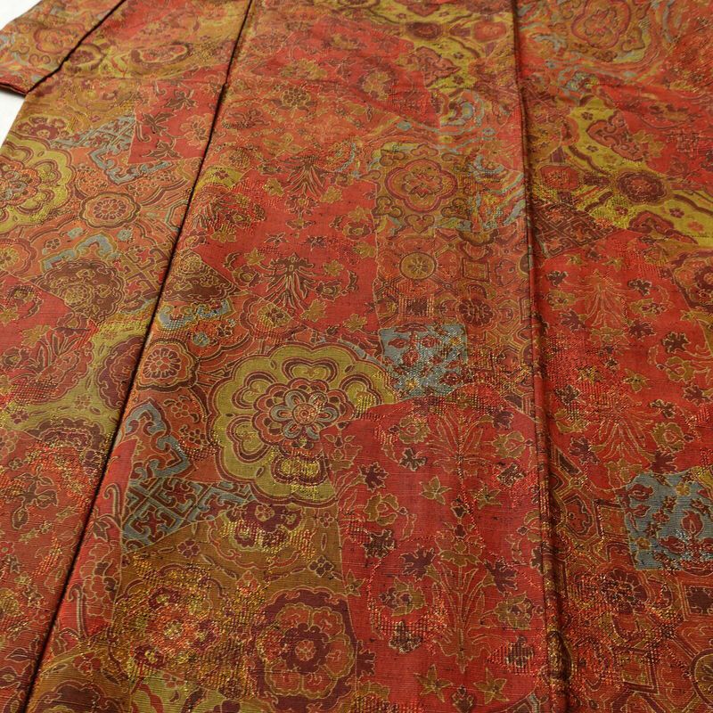 単衣 紬 バチ衿仕立て 正絹 幾何学柄・抽象柄 単衣仕立て 身丈157.5cm 裄丈63cm リサイクル着物 着物 カジュアル 多色使い_画像5