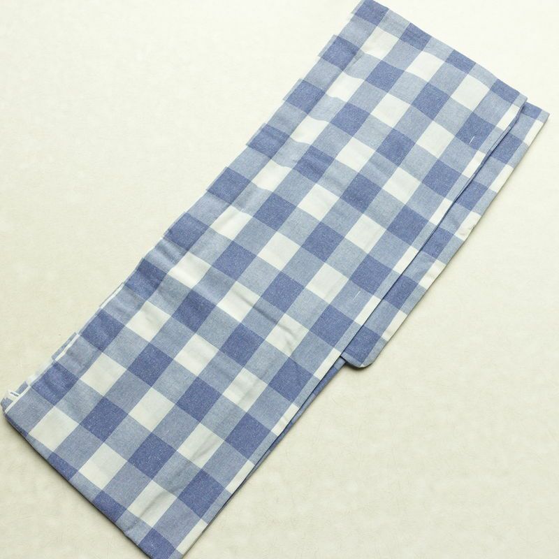 単衣着物 カジュアルきもの 単衣 美品 しつけ糸付き 混紡 チェック・格子柄 単衣仕立て 身丈160cm 裄丈66cm 着物 シンプル カジュアル 青・紺_画像2