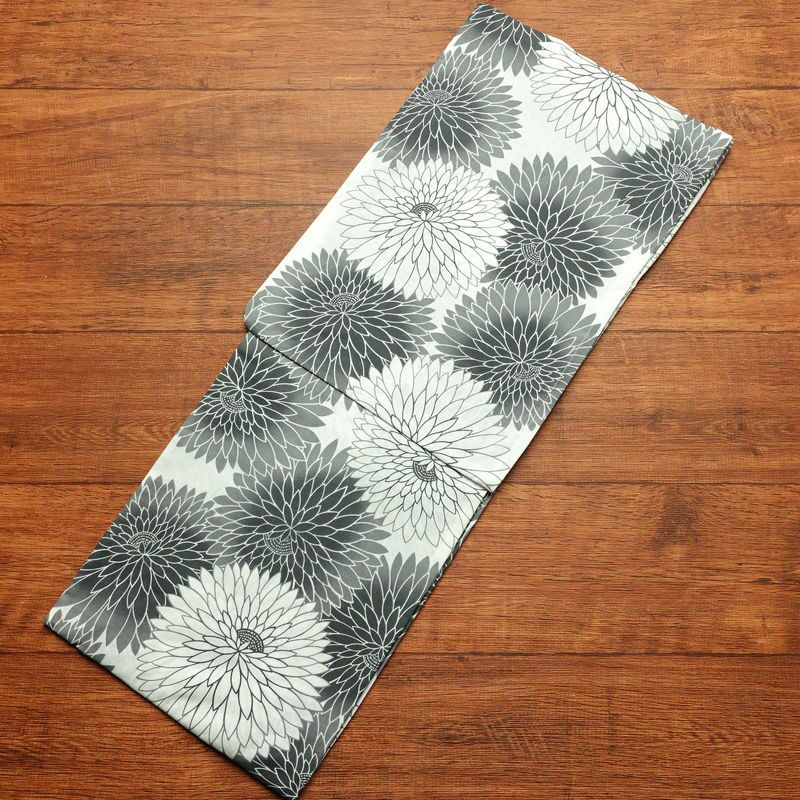 新品 浴衣 帯 2点セット 女性用 綿 平織 古典柄 浴衣 半幅帯 未使用品 菊 黒 グレー_画像2