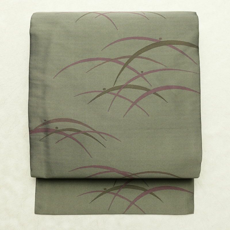 名古屋帯 全通柄 良品 正絹 木の葉・植物柄 名古屋仕立て なごや帯 リサイクル帯 露芝 帯 緑・うぐいす色_画像1