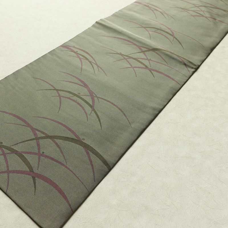 名古屋帯 全通柄 良品 正絹 木の葉・植物柄 名古屋仕立て なごや帯 リサイクル帯 露芝 帯 緑・うぐいす色_画像8