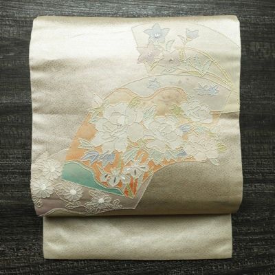 名古屋帯 太鼓柄 相良刺繍 正絹 花柄 名古屋仕立て なごや帯 リサイクル帯 帯 刺繍 クリーム