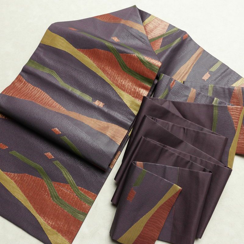 名古屋帯 六通柄 良品 正絹 幾何学柄・抽象柄 名古屋仕立て なごや帯 リサイクル帯 帯 紫・藤色_画像17