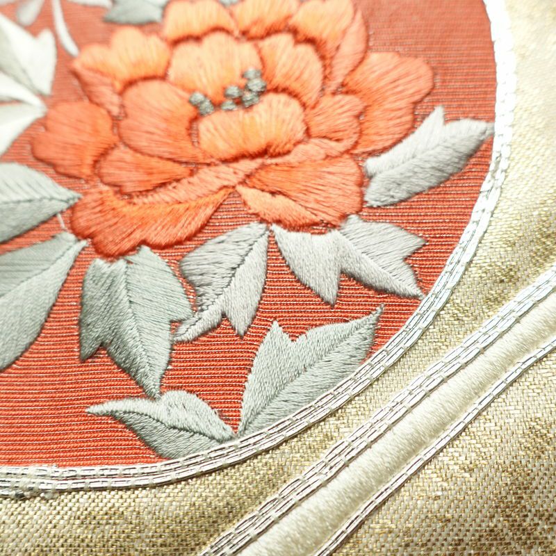 名古屋帯 太鼓柄 良品 正絹 花柄 名古屋仕立て なごや帯 リサイクル帯 帯 刺繍 引箔 銀駒刺繍 金・銀_画像6