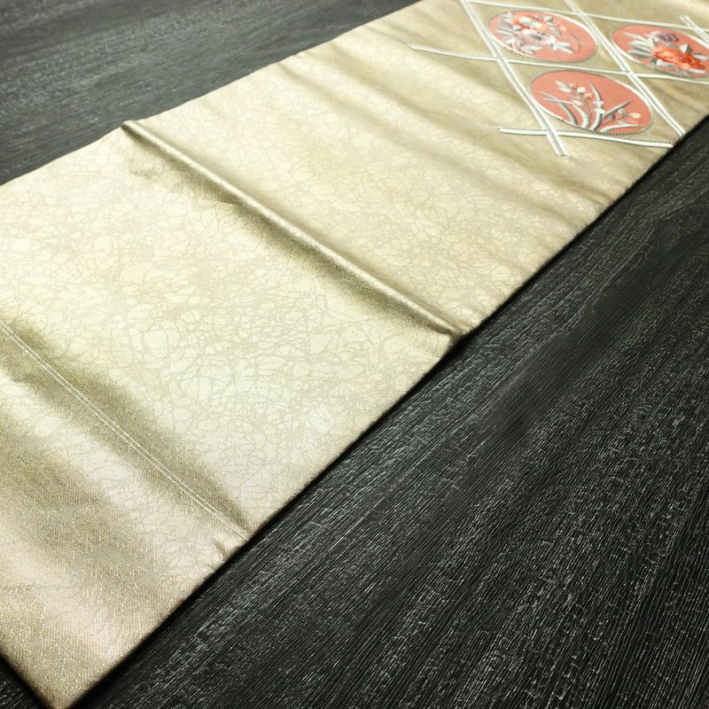 名古屋帯 太鼓柄 良品 正絹 花柄 名古屋仕立て なごや帯 リサイクル帯 帯 刺繍 引箔 銀駒刺繍 金・銀_画像10
