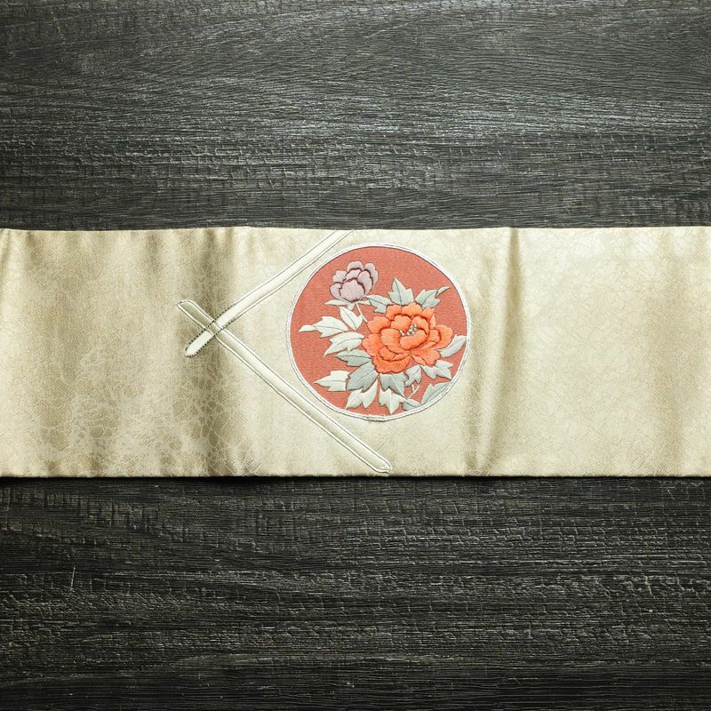 名古屋帯 太鼓柄 良品 正絹 花柄 名古屋仕立て なごや帯 リサイクル帯 帯 刺繍 引箔 銀駒刺繍 金・銀_画像13