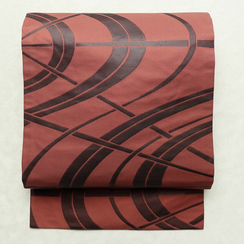 名古屋帯 六通柄 良品 正絹 古典柄 名古屋仕立て なごや帯 リサイクル帯 帯 モダン 小豆・エンジ_画像1
