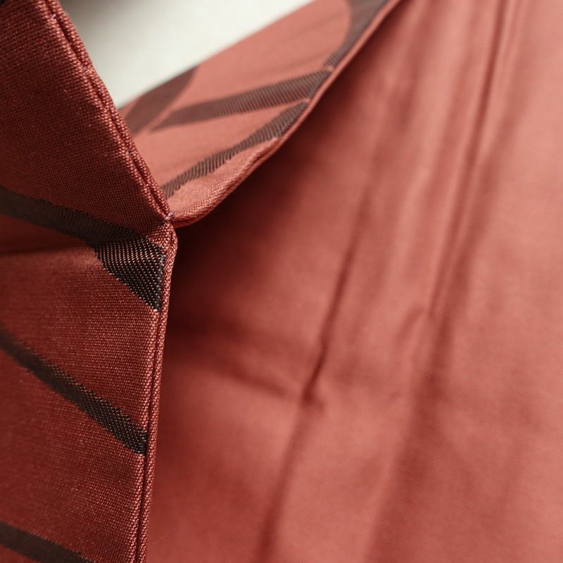 名古屋帯 六通柄 良品 正絹 古典柄 名古屋仕立て なごや帯 リサイクル帯 帯 モダン 小豆・エンジ_画像20