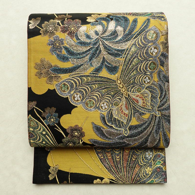 袋帯 六通柄 良品 振袖用 正絹 蝶・昆虫柄 リサイクル帯 帯 箔 成人式 二十歳 二十歳の集い パーティー 華やか 黒_画像1