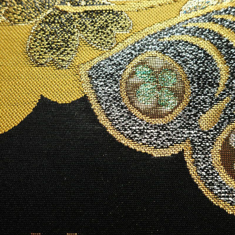 袋帯 六通柄 良品 振袖用 正絹 蝶・昆虫柄 リサイクル帯 帯 箔 成人式 二十歳 二十歳の集い パーティー 華やか 黒_画像8