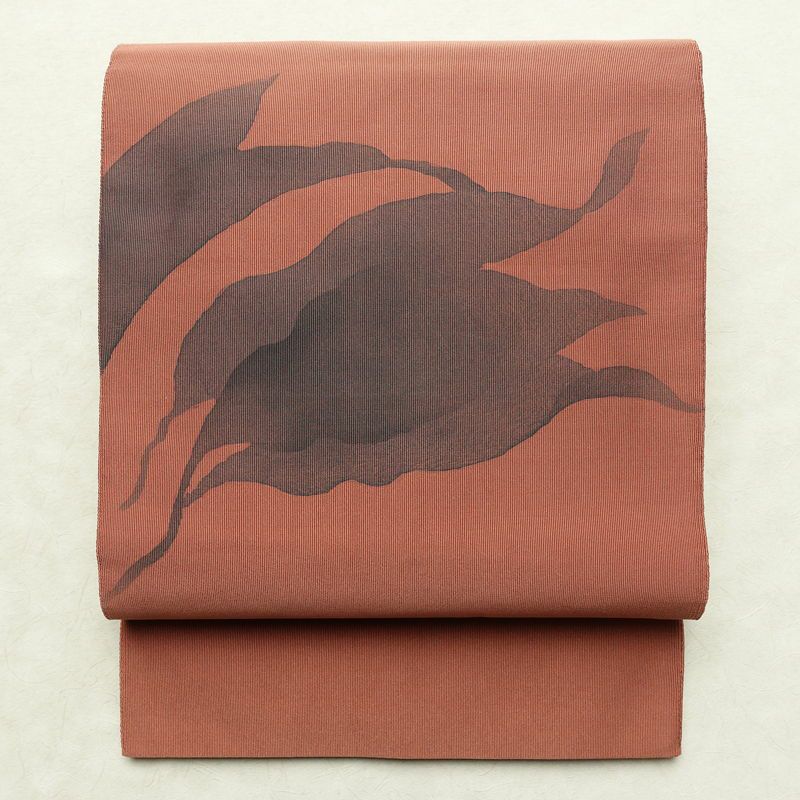 名古屋帯 太鼓柄 良品 落款入り 正絹 木の葉・植物柄 松葉仕立て なごや帯 リサイクル帯 帯 シンプル くすみピンク ピンク_画像1