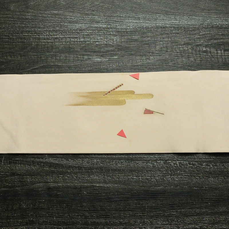 名古屋帯 太鼓柄 正絹 風景柄 名古屋仕立て なごや帯 リサイクル帯 帯 引箔 金彩 ベージュ_画像12