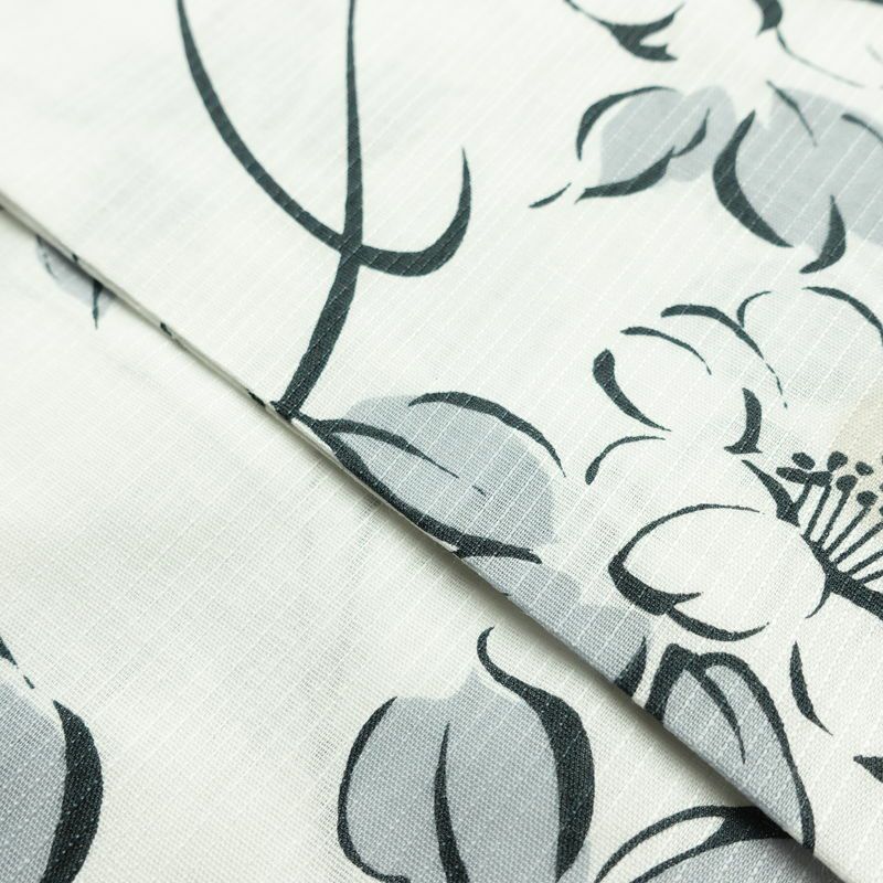 新品 浴衣 滝流れ織 国内染色 国内加工 女性用 綿 白 花 しつけ糸付き 未使用品 ゆかた レトロ シック モダン しっとり_画像8