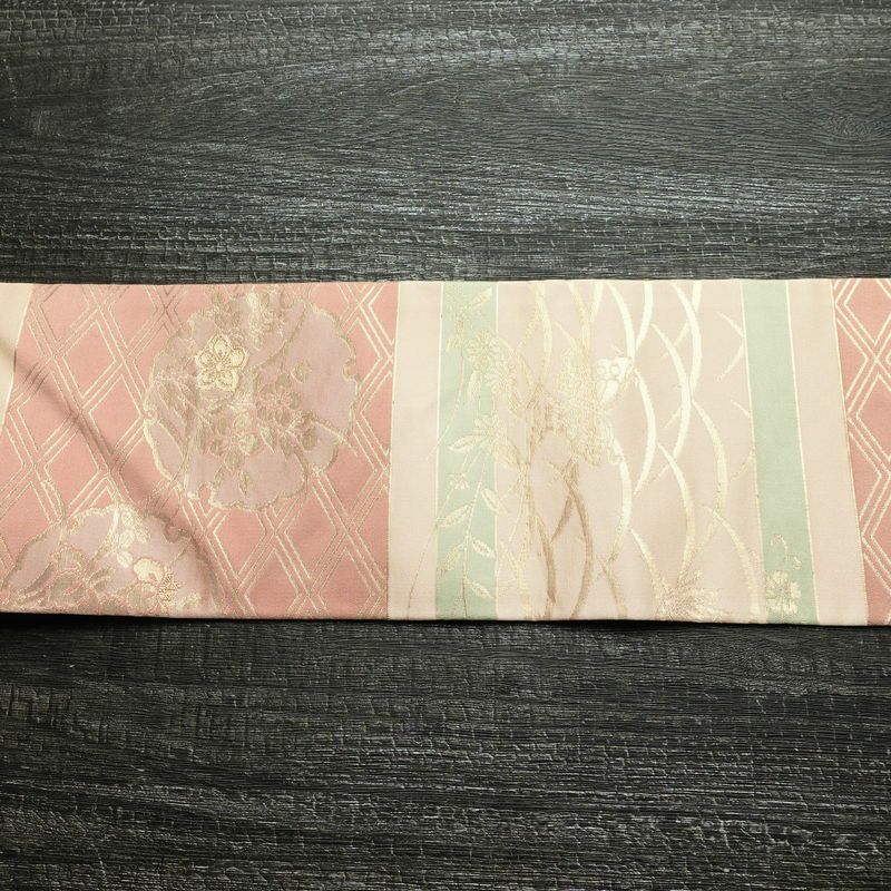名古屋帯 六通柄 良品 正絹 古典柄 名古屋仕立て なごや帯 リサイクル帯 帯 箔 桜 蝶 ピンク_画像13