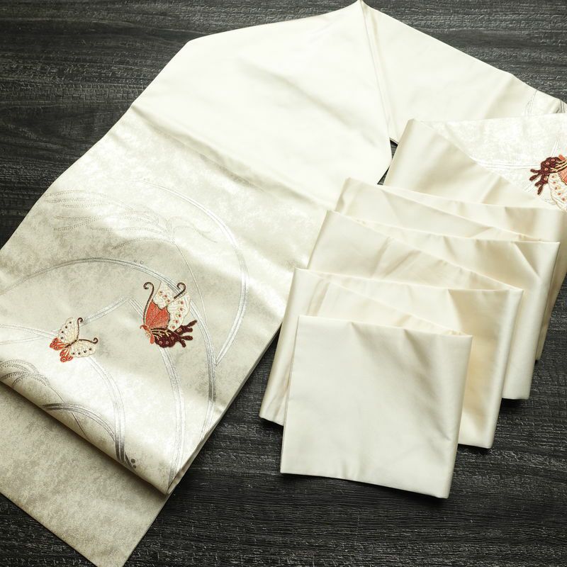 名古屋帯 太鼓柄 正絹 蝶・昆虫柄 名古屋仕立て なごや帯 リサイクル帯 帯 箔 金糸 白_画像17