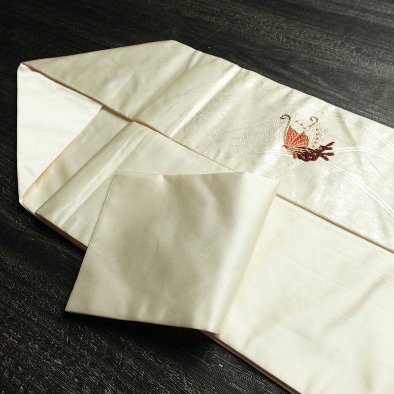 名古屋帯 太鼓柄 正絹 蝶・昆虫柄 名古屋仕立て なごや帯 リサイクル帯 帯 箔 金糸 白_画像21