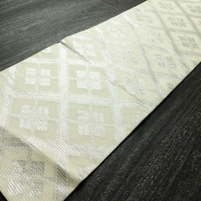 名古屋帯 全通柄 正絹 古典柄 名古屋仕立て なごや帯 リサイクル帯 帯 銀糸 白_画像8